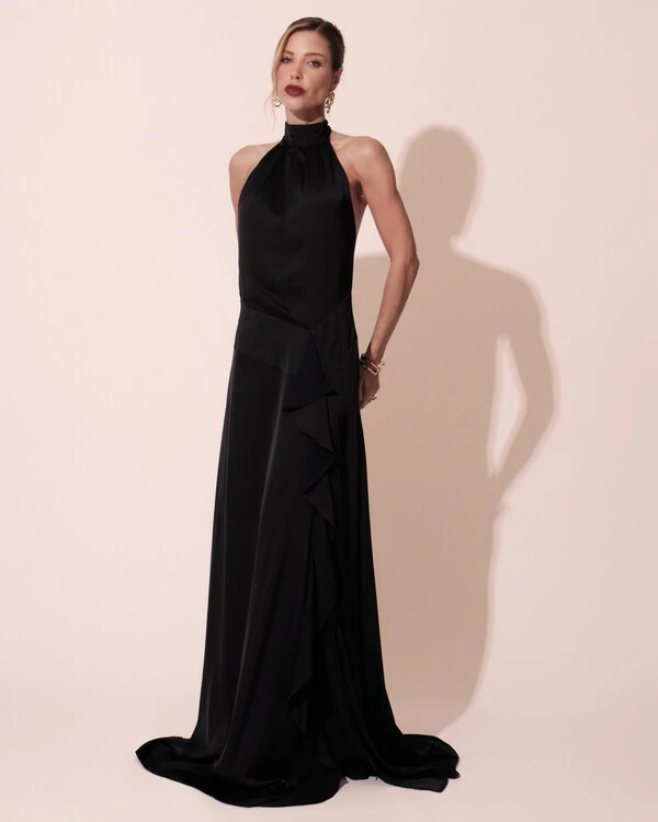 Vestido Longo de Festa Cetim Fluido Gola Alta e Babado Cascata Preto