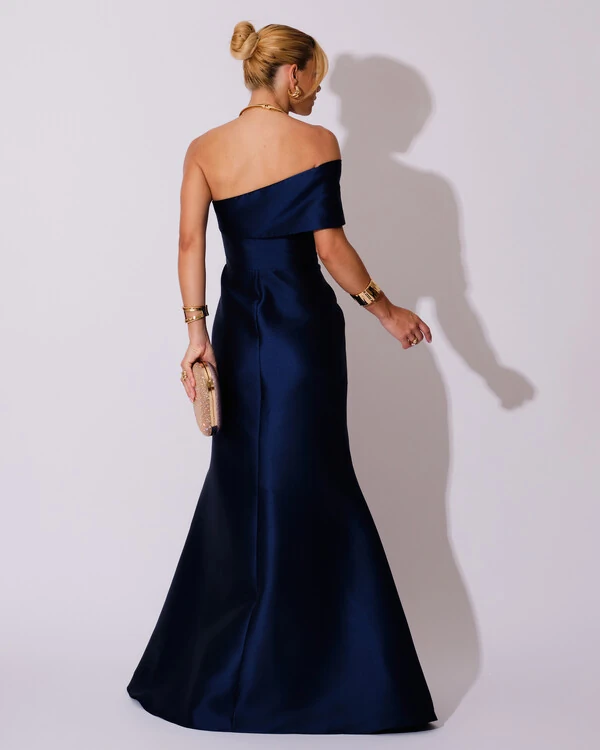 Vestido de Festa Zibeline com Faixa Ombro a Ombro Azul Marinho