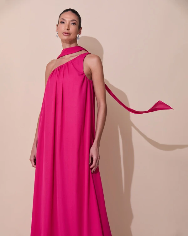 Vestido de Festa Longo Crepe Fluido um Ombro Só com Lenço Pink Escuro