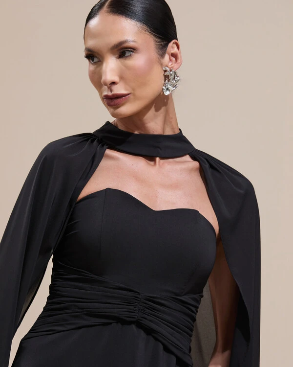 Vestido de Festa Longo Tomara Que Caia Crepe Chiffon Drapeado Capa Preto