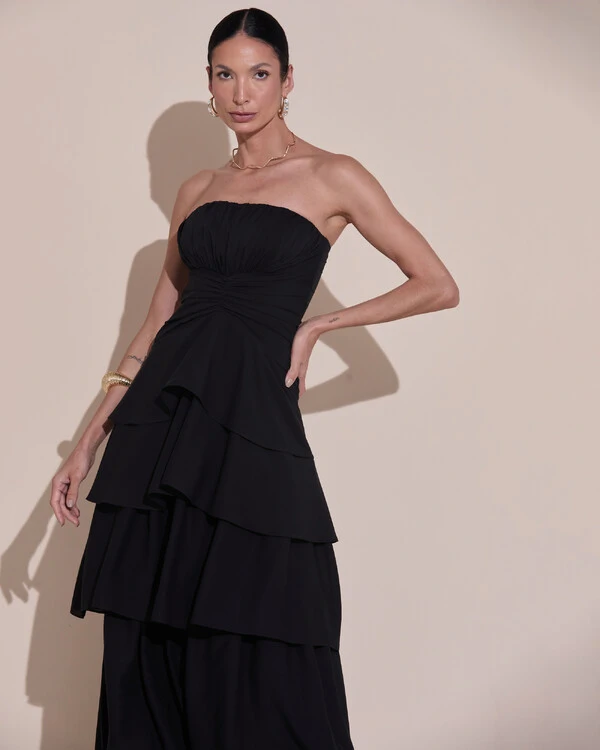 Vestido de Festa Longo Tomara que Caia Drapeado Crepe Chiffon Babados Camadas Preto