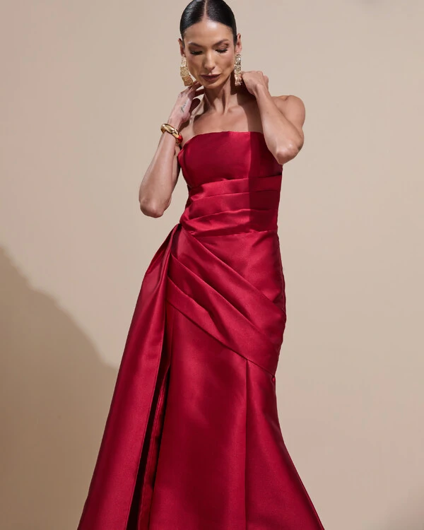 Vestido de Festa Longo Tomara que Caia Zibeline Drapeado e Faixa Marsala