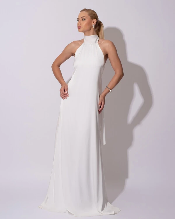 Vestido de Festa Gola Alta com Decote nas Costas Acetinado Branco