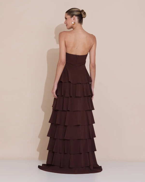 Vestido de Festa Longo Crepe Chiffon Tomara que Caia Plissado Flor Camadas Marrom