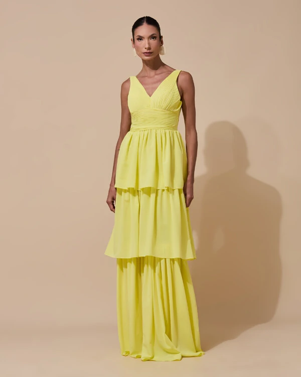 Vestido de Festa Longo Decote V Crepe Chiffon Plissado Camadas Babado Amarelo Manteiga