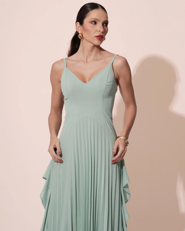 Vestido de Festa Longo Crepe Chiffon Alça Fina Saia Plissada com Babado Cascata Verde Menta