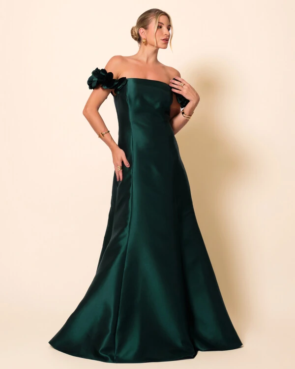 Vestido Longo de Festa Zibeline Ombro a Ombro com Flores e Fenda Verde Escuro