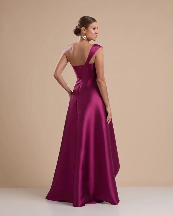 Vestido de Festa Longo Zibeline um Ombro Só Mullet Fúcsia Beterraba