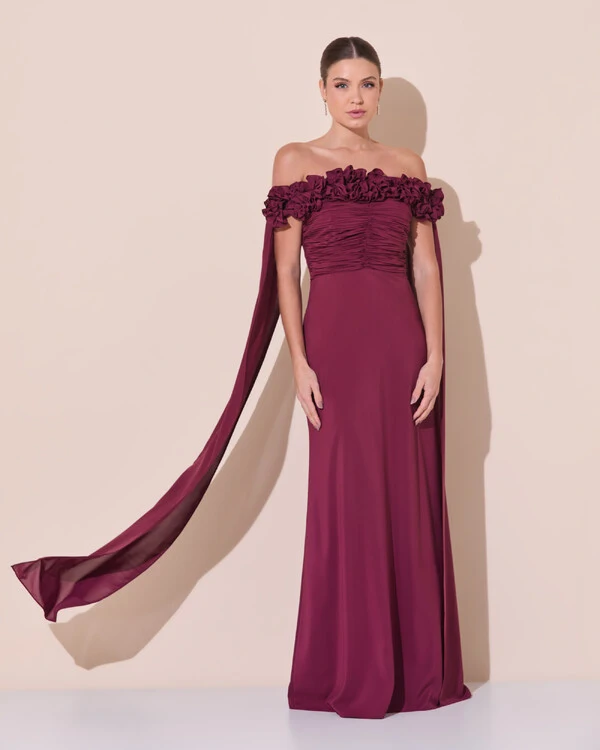 Vestido de Festa Longo Ombro a Ombro Plissado Crepe Chiffon Capa Flor 3D Marsala