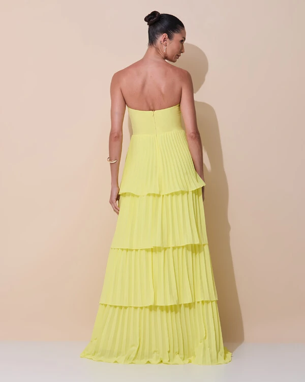 Vestido de Festa Longo Tomara que Caia Crepe Chiffon Plissado Camadas Amarelo Manteiga