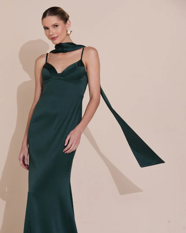 Vestido de Festa Longo Decote Coração Cetim Alfaiataria Trançado Costas Lenço Verde Escuro