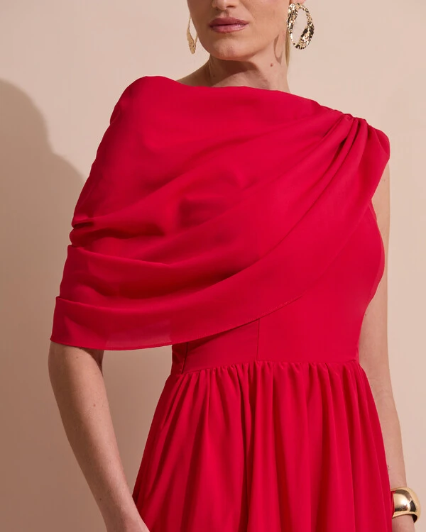 Vestido de Festa Longo Um Ombro Só Crepe Chiffon Capa Drapeado Vermelho