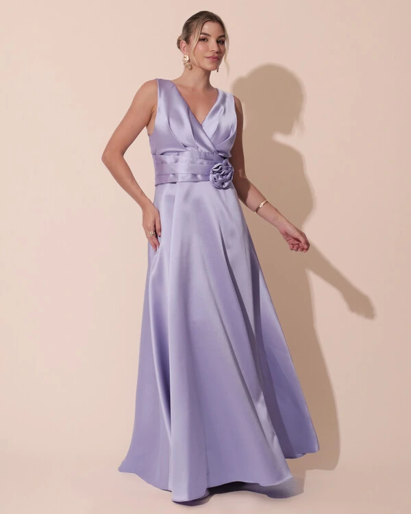 Vestido de Festa Longo Plus Size Zibeline Faixa e Flor Lilás