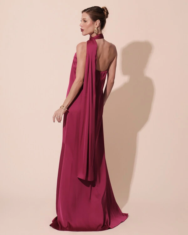 Vestido de Festa Longo Cetim Fluido Um Ombro Só Beterraba