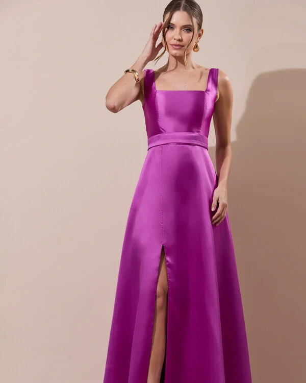 Vestido de Festa Longo Zibeline com Fenda e Faixa Fúcsia