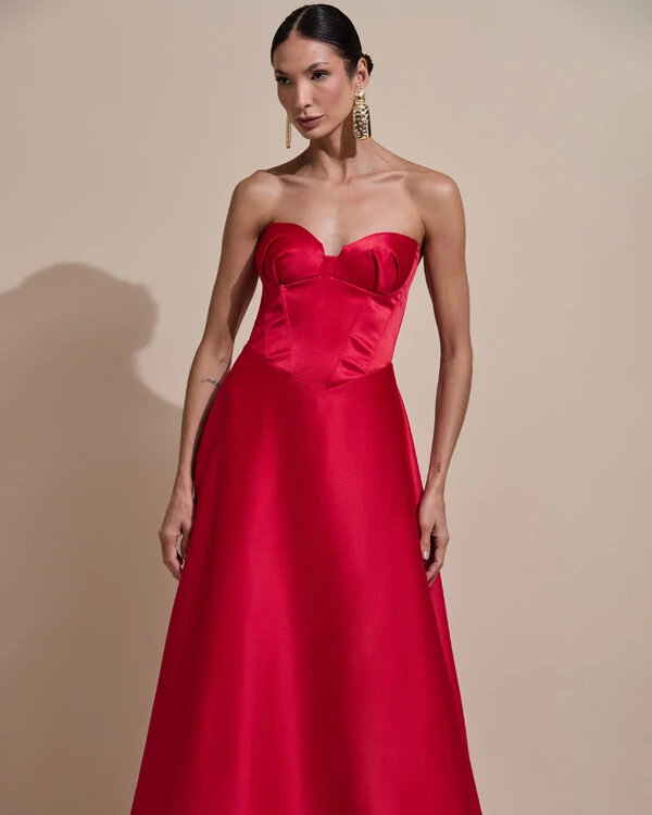 Vestido de Festa Longo Tomara que Caia Decote Coração Cetim Cruzado Costas Vermelho
