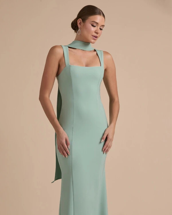 Vestido de Festa Longo Alfaiataria com Lenço e Fenda Verde Menta