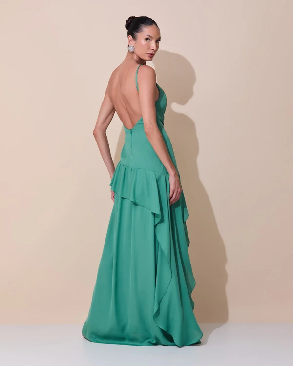 Vestido de Festa Longo Decote Drapeado Crepe Chiffon Fenda Babado Camadas Verde Matcha Escuro
