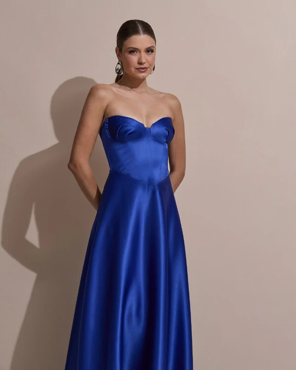 Vestido de Festa Longo Tomara que Caia Cetim Decote Coração Drapeado Azul Royal