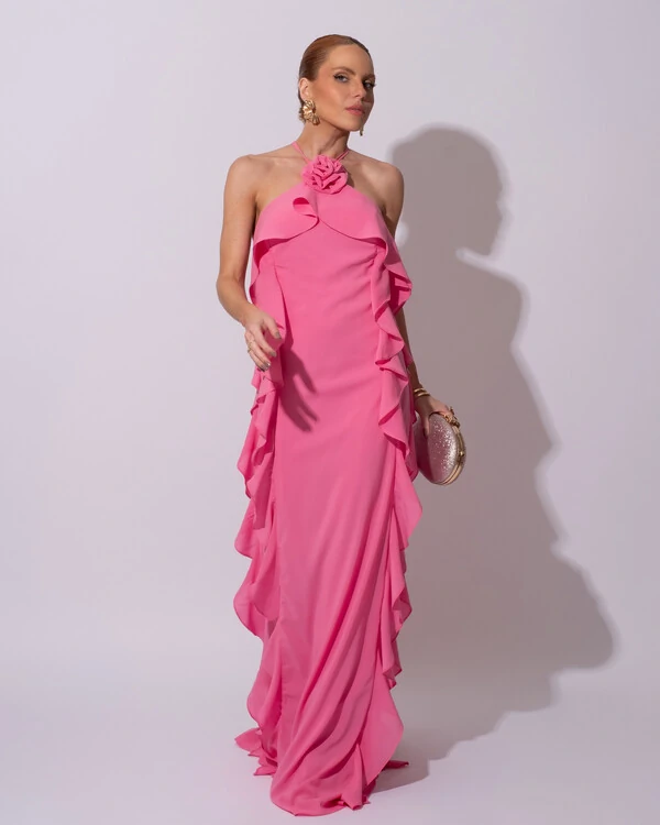 Vestido de Festa Longo Crepe Chiffon Frente Única Babados Cascata e Flor Rosa