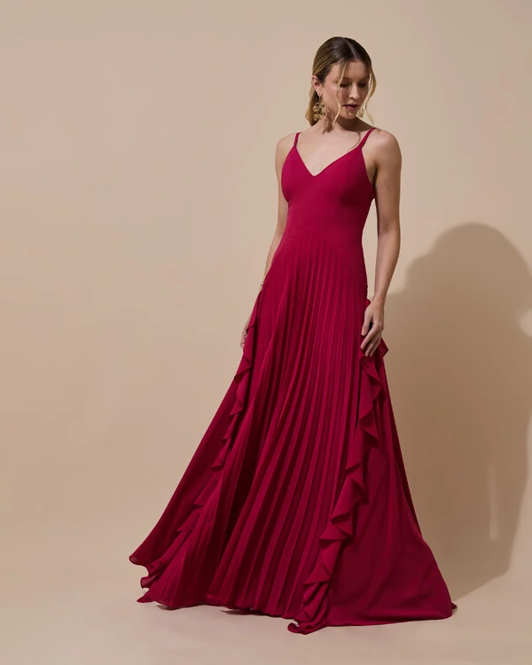 Vestido de Festa Longo Crepe Chiffon Alça Fina Saia Plissada com Babado Cascata Cereja