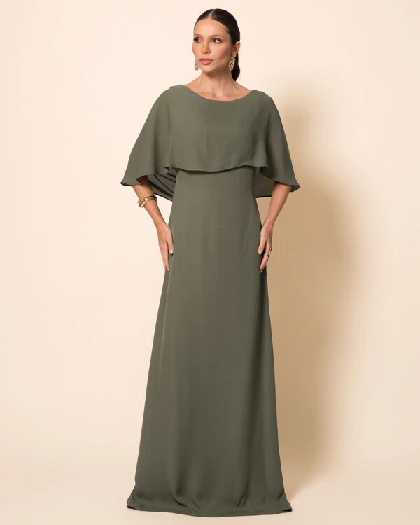 Vestido de Festa Longo Crepe Chiffon com Capa e Degagê nas Costas Verde Oliva