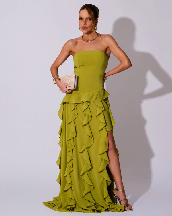 Vestido de festa Longo Tomara que Caia Crepe Chiffon com Bababos Cascata e Fenda Verde Pistache
