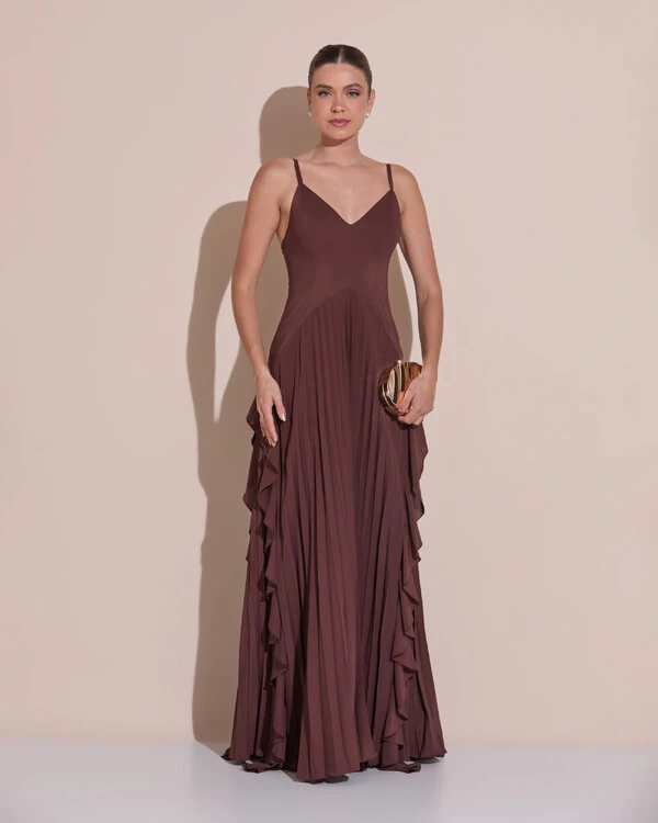 Vestido de Festa Longo Crepe Chiffon Alça Fina Saia Plissada com Babado Cascata Marrom