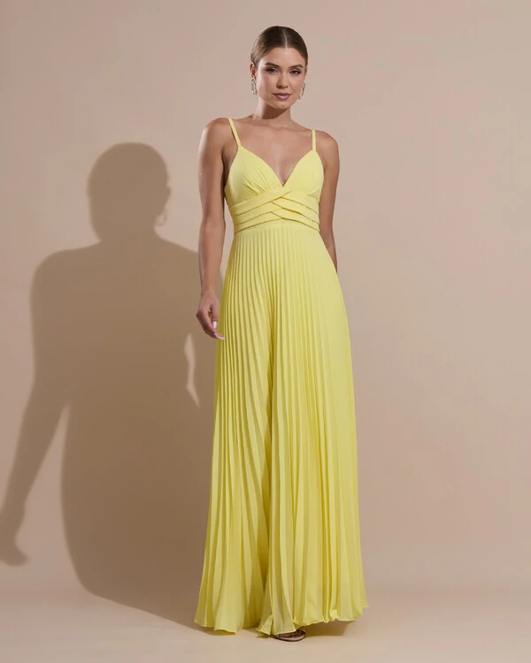 Vestido de Festa Longo Plissado Crepe Chiffon com Alça e Lenço Amarelo Manteiga