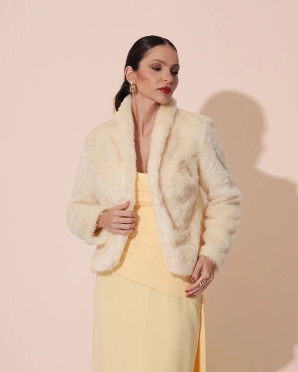 Casaco Fake Fur Amarelo Manteiga