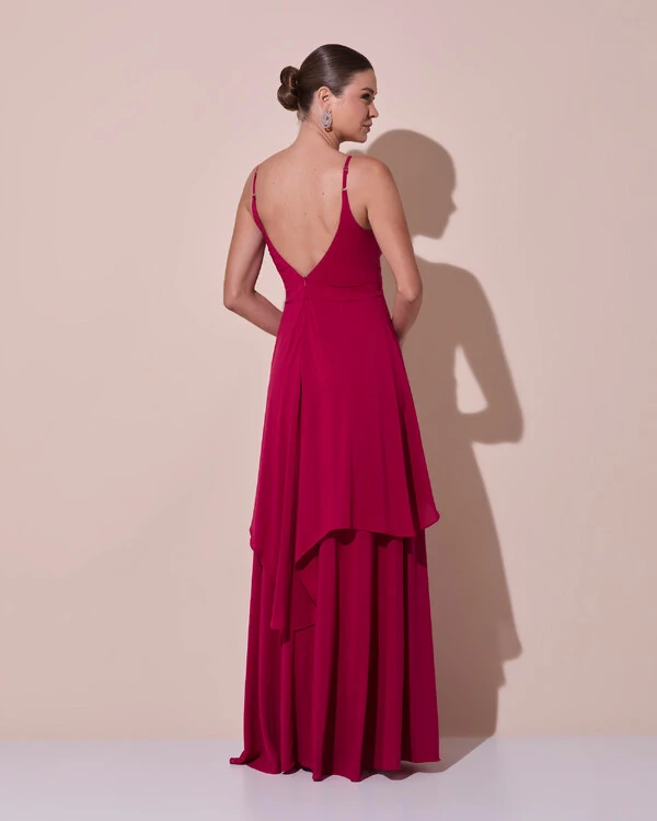 Vestido de Festa Longo Decote Coração Plissado Crepe Chiffon Babados Cascata Cereja