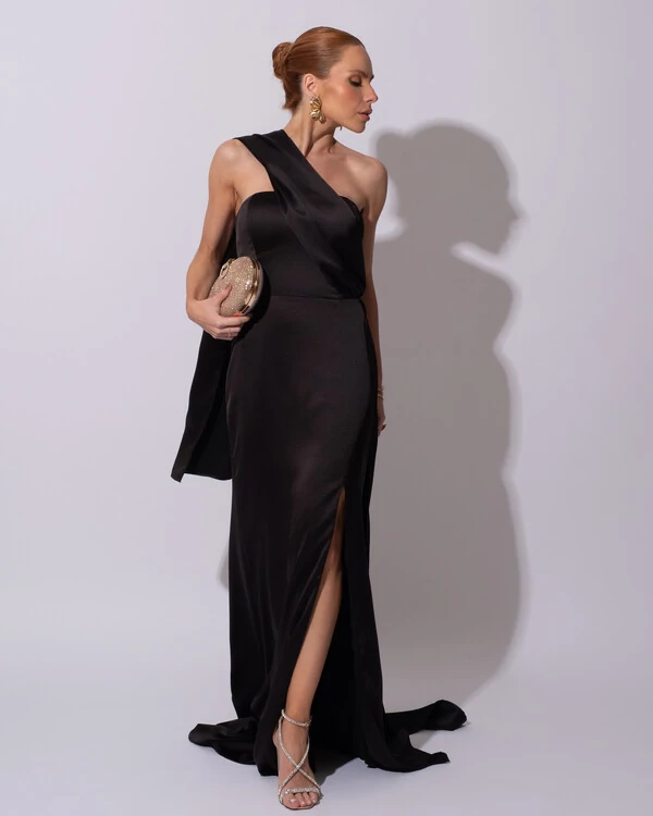 Vestido de Festa Longo Cetim Alfaiataria Tomara que Caia com Faixa Lenço Preto