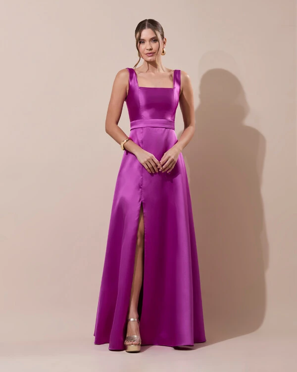 Vestido de Festa Longo Zibeline com Fenda e Faixa Fúcsia