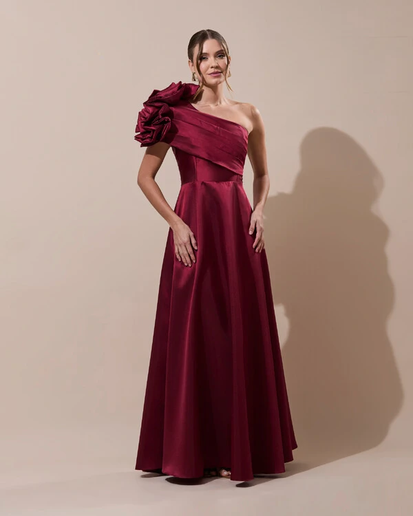 Vestido de Festa Longo Zibeline um Ombro Só Flor Drapeado Marsala Escuro
