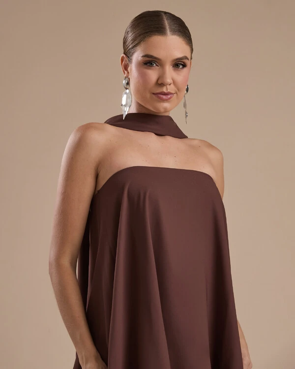 Vestido de Festa Longo Chiffon Crepe em Camadas com Lenço Marrom