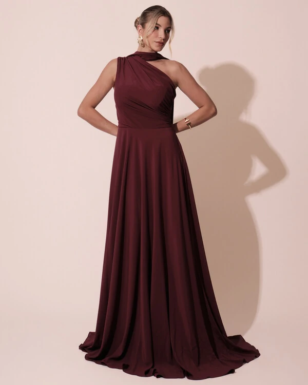 Vestido de Festa Longo Crepe Chiffon Um Ombro Só Drapeado com Lenço Marsala