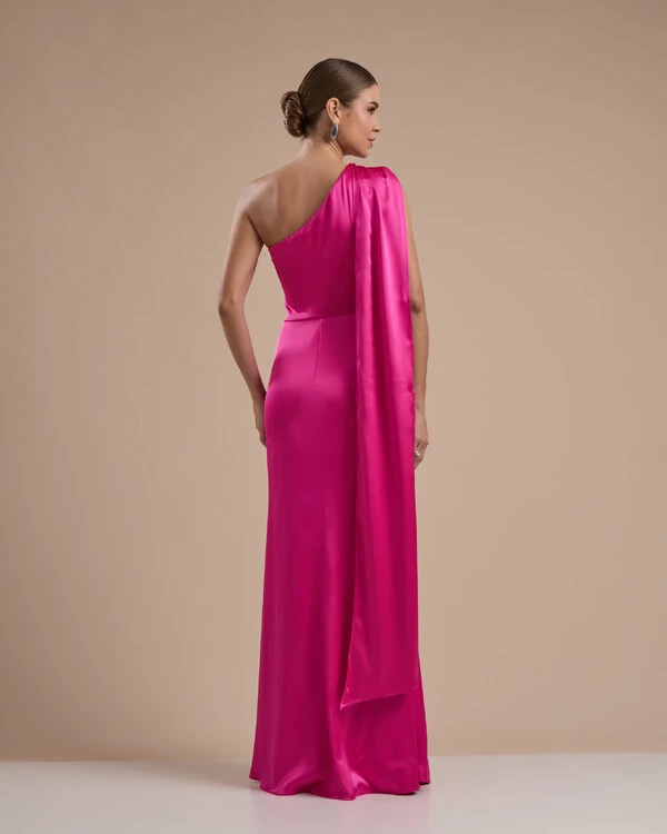 Vestido de Festa Longo Cetim Alfaiataria Um Ombro Só Drapeado com Lenço Pink