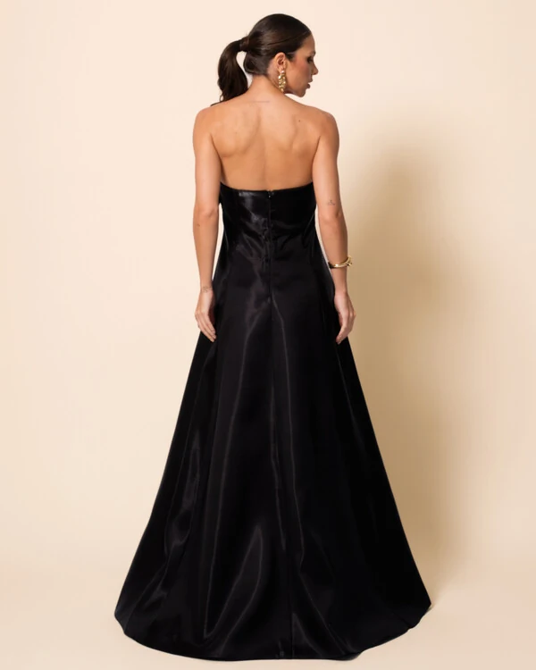 Vestido de Festa Longo Cetim Cristal Tomara que Caia com Flor 3D Preto