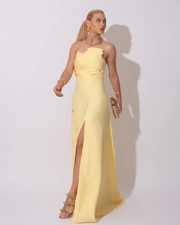 Vestido de Festa Longo Alfaiataria Tomara que Caia com Fenda Detalhe Amarelo Manteiga