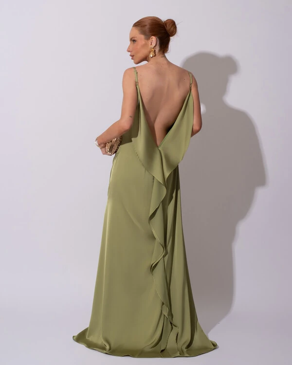 Vestido de Festa Longo Babado Costas Cetim Fluido e Fenda Verde Pistache