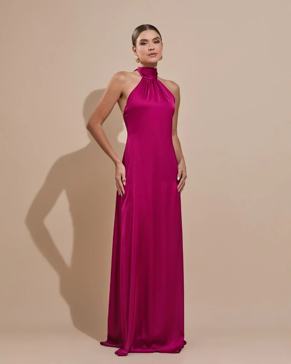 Vestido de Festa Gola Alta com Decote nas Costas Acetinado Fúcsia Beterraba