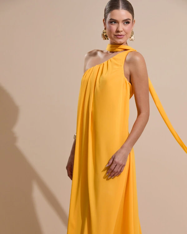 Vestido de Festa Longo Crepe Fluido um Ombro Só com Lenço Laranja Manga New