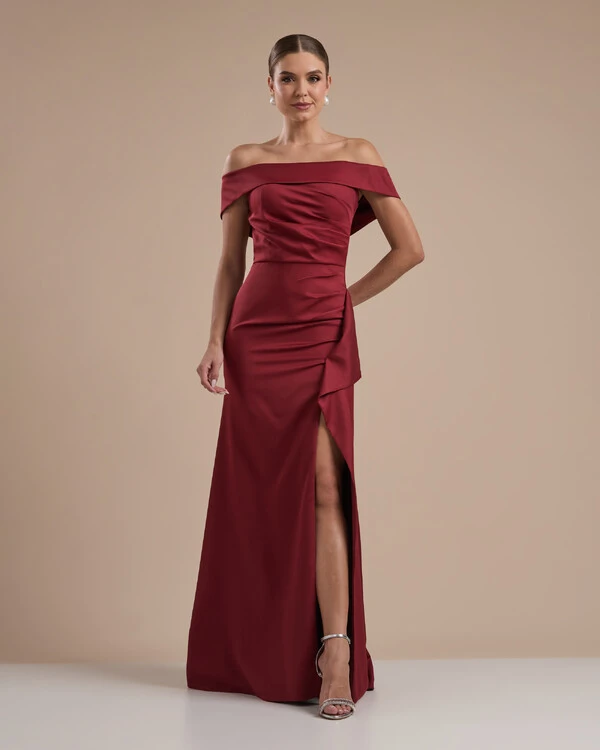 Vestido de Festa Longo Ombro a Ombro com Fenda em Alfaiataria Marsala Escuro