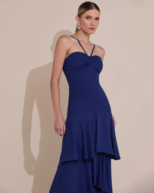 Vestido Longo Crepe com Babado em Camadas Azul Marinho