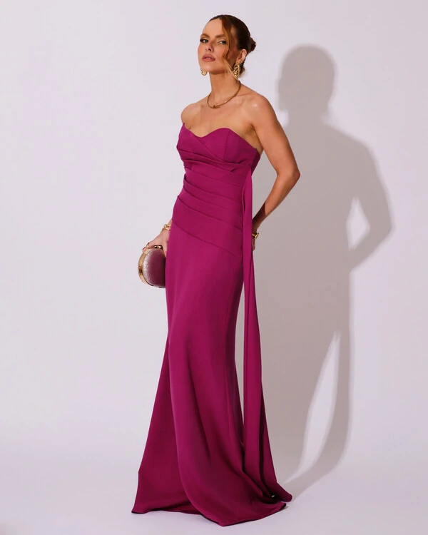 Vestido de Festa Longo Alfaiataria Tomara que Caia Drapeado Faixa Fúcsia Beterraba