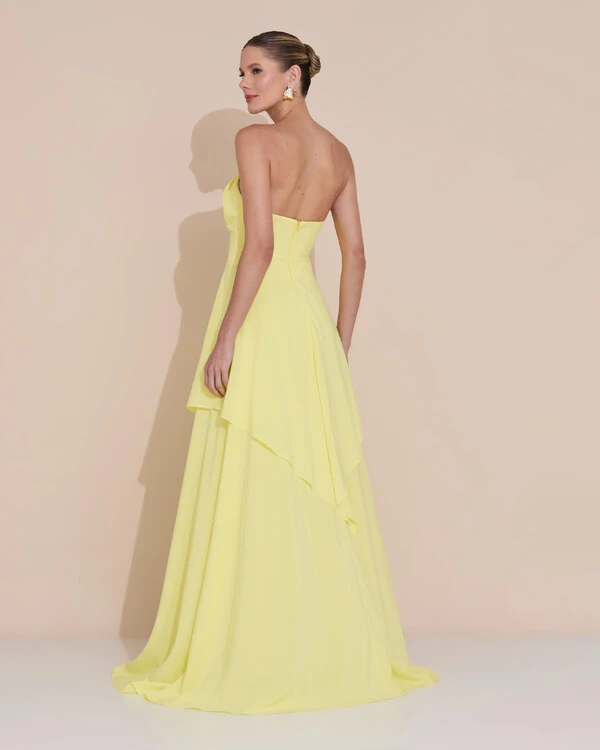 Vestido de Festa Longo Tomara que Caia Crepe Chiffon Drapeado Camadas Amarelo Manteiga