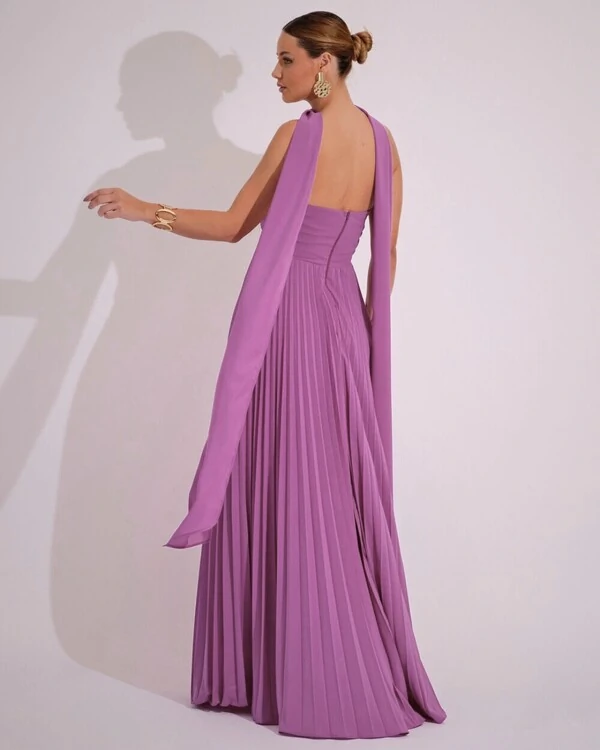 Vestido de Festa Longo Tomara que Caia Plissado com Lenço Fucsia