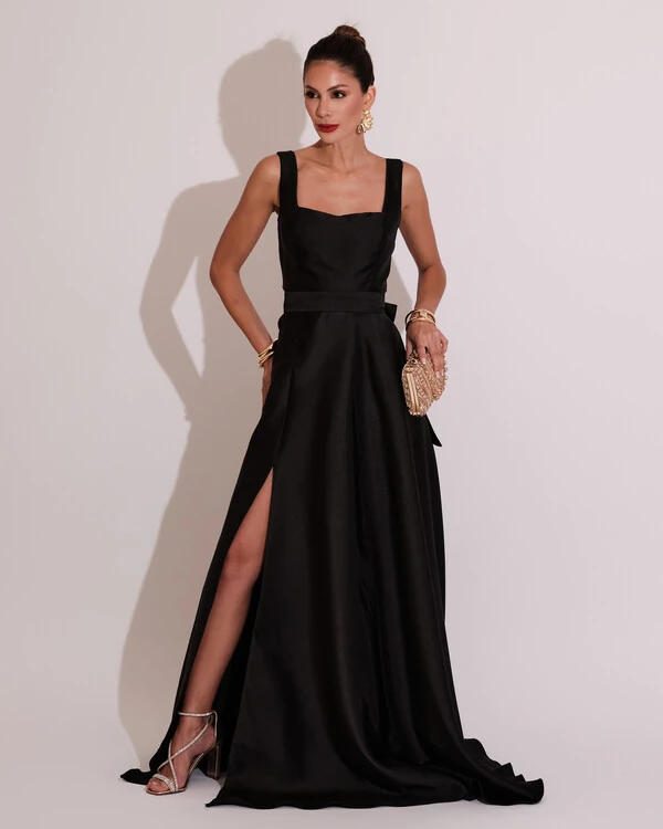 Vestido de Festa Longo Zibeline com Fenda e Faixa Preto