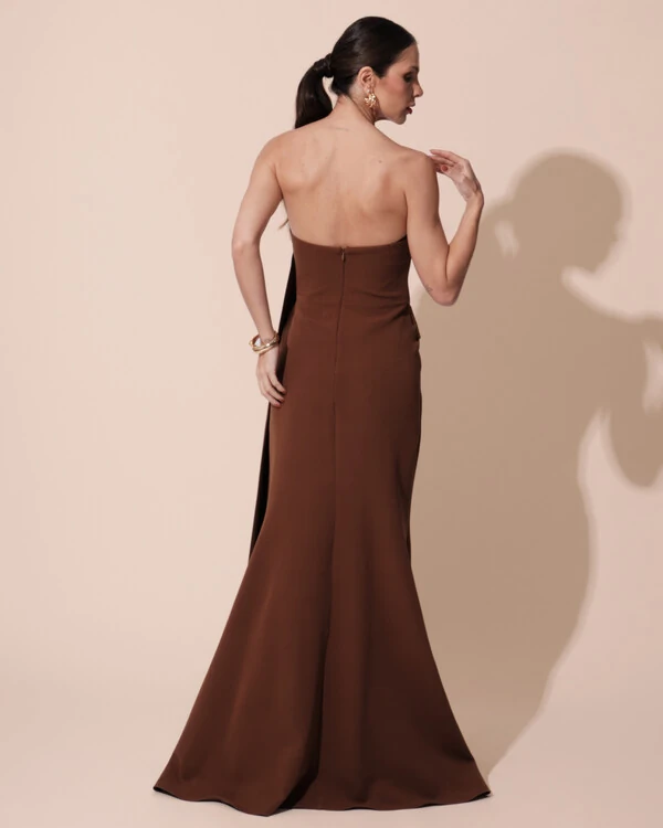 Vestido de Festa Longo Alfaiataria Tomara que Caia Drapeado Faixa Marrom