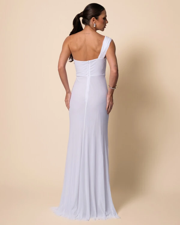 Vestido de Festa Longo Tule Tomara que Caia Faixa Detalhe Drapeado e Fenda Branco